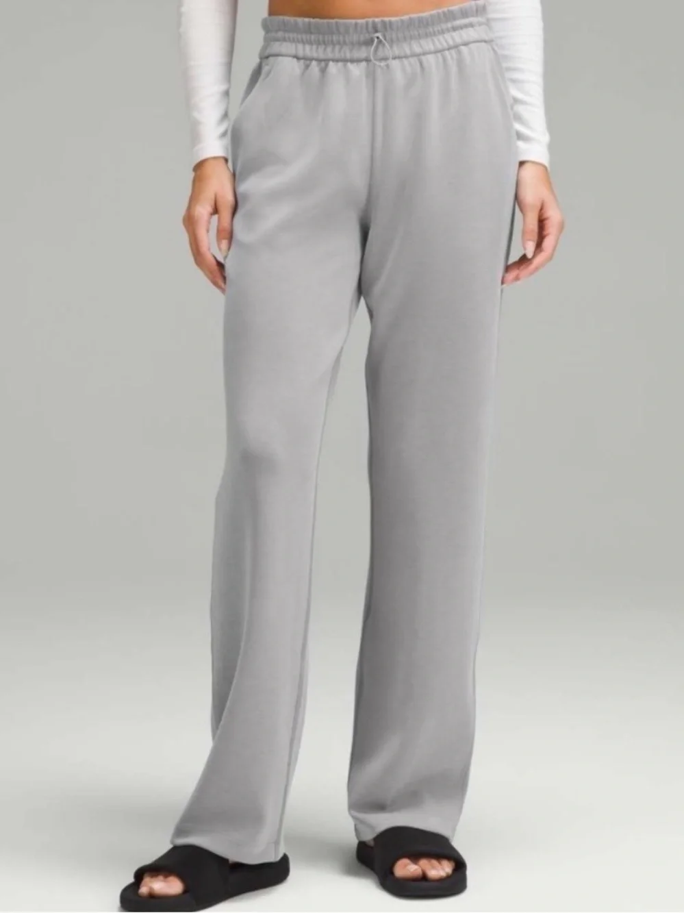 Lululemon, Softstreme High-Rise Pant, Regular, Rhino Grey, Size 4